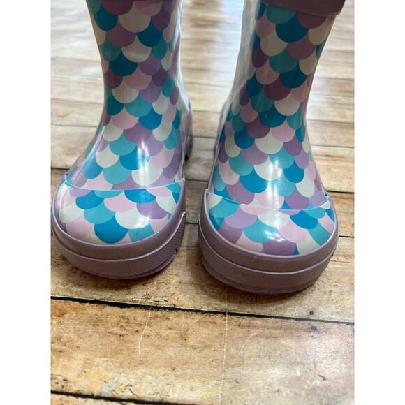 Western Chief Mermaid Shorty Rainboots 8 - Picture 3 of 9